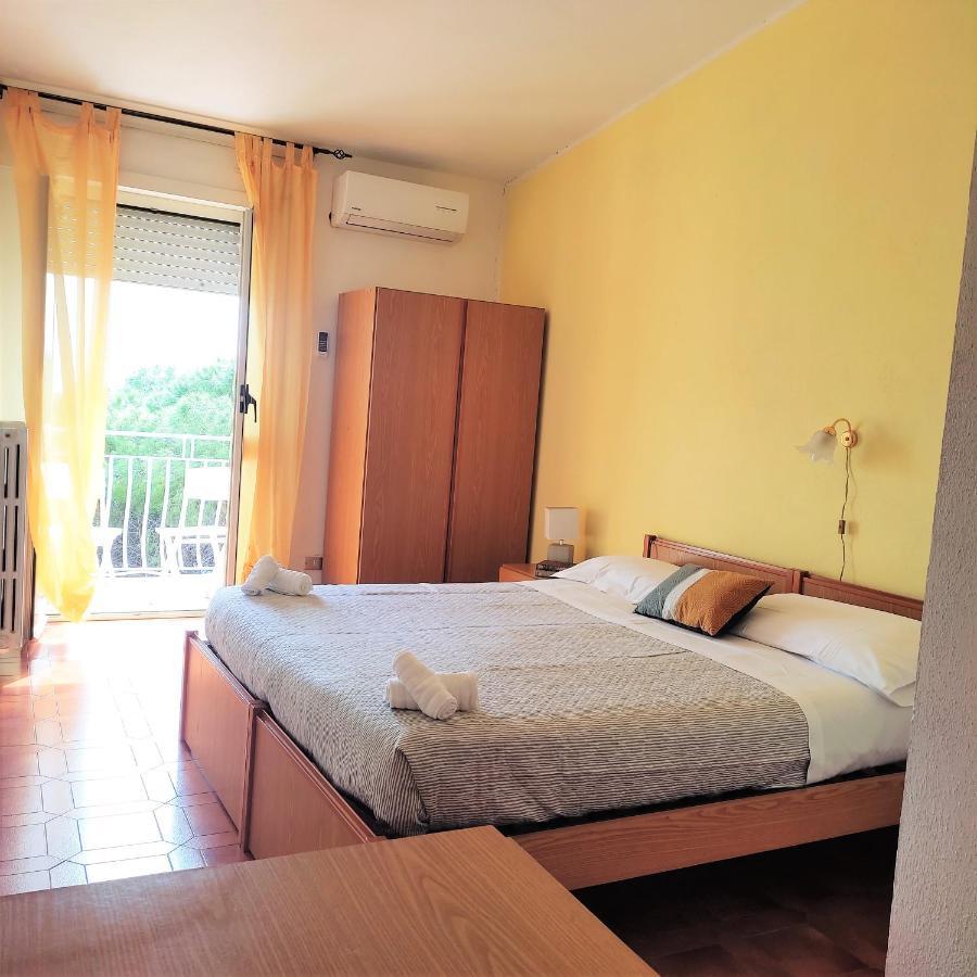 Piccolo Hotel Nuova Gestione Cala Gonone Exteriör bild