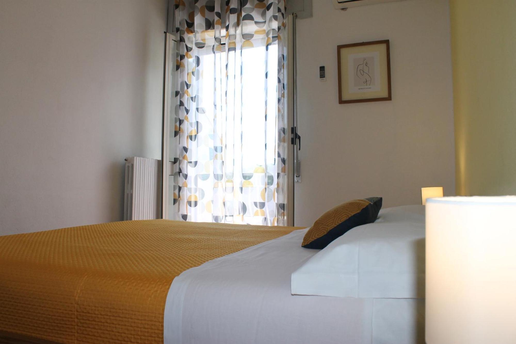 Piccolo Hotel Nuova Gestione Cala Gonone Exteriör bild
