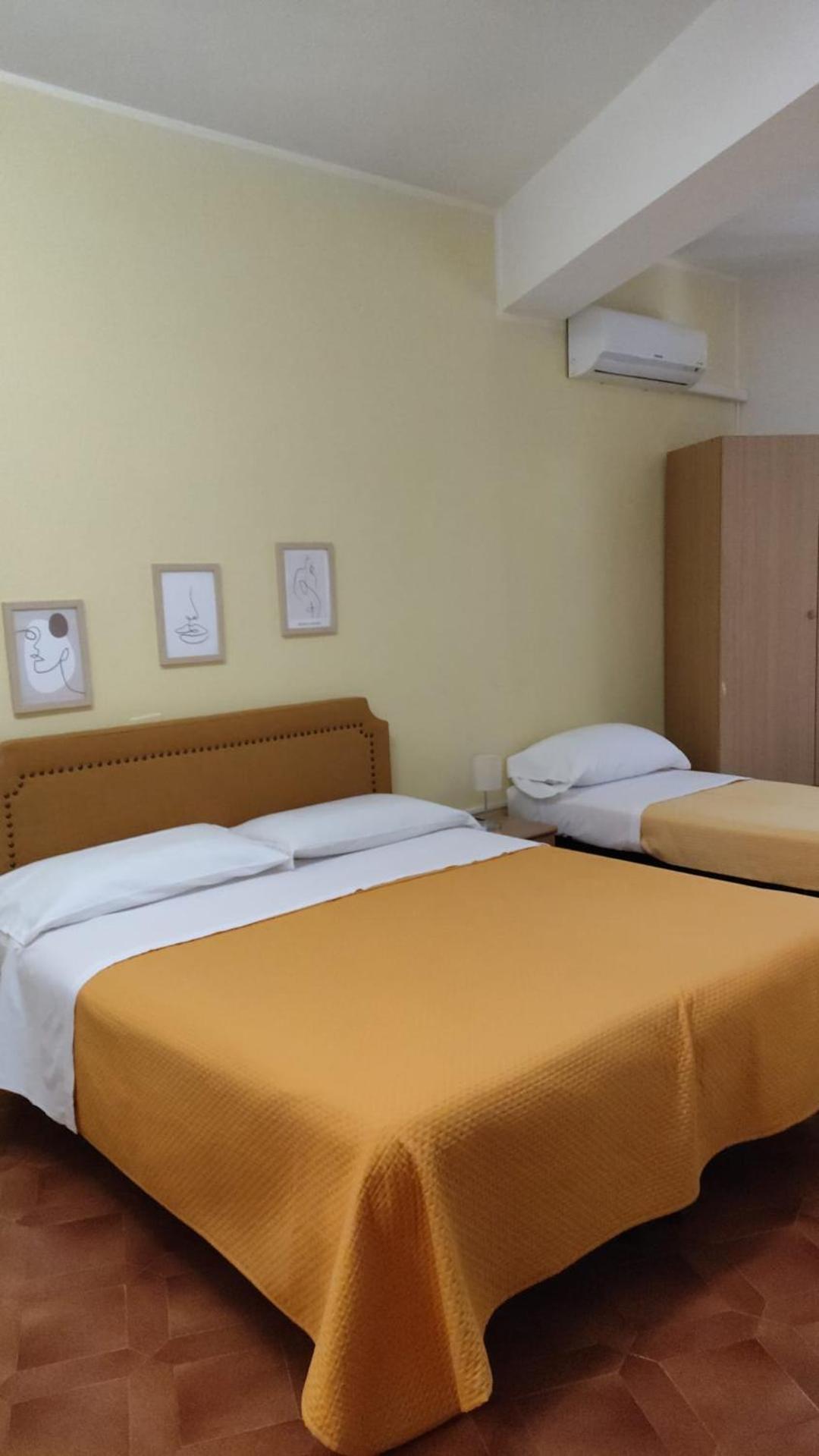 Piccolo Hotel Nuova Gestione Cala Gonone Exteriör bild